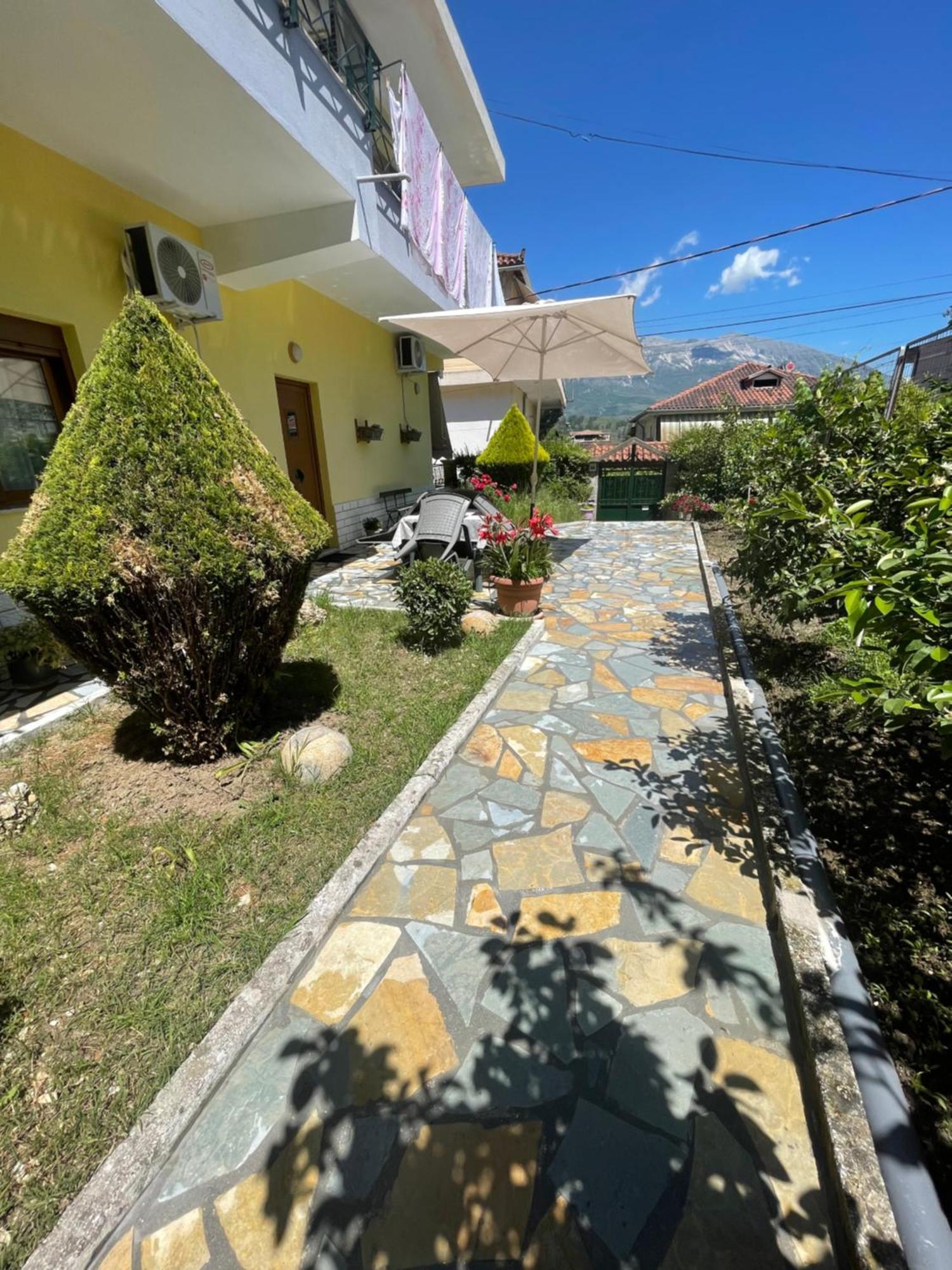 Artur'S Apartment Αργυρόκαστρο Εξωτερικό φωτογραφία
